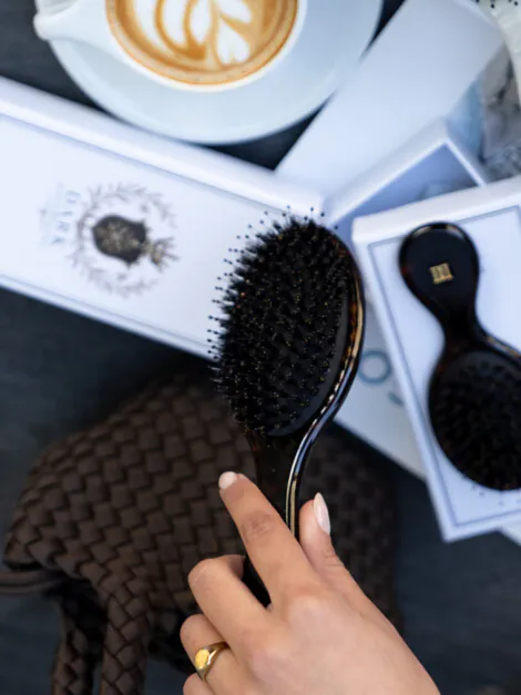 HAIR BRUSH LARGE BROWN TORTOISE