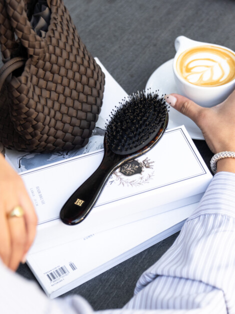 HAIR BRUSH LARGE BROWN TORTOISE