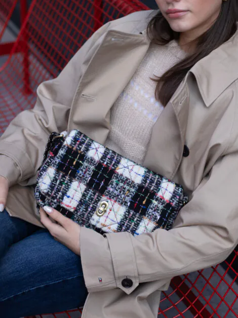 BOUCLE HOLLIS BAG BLACK
