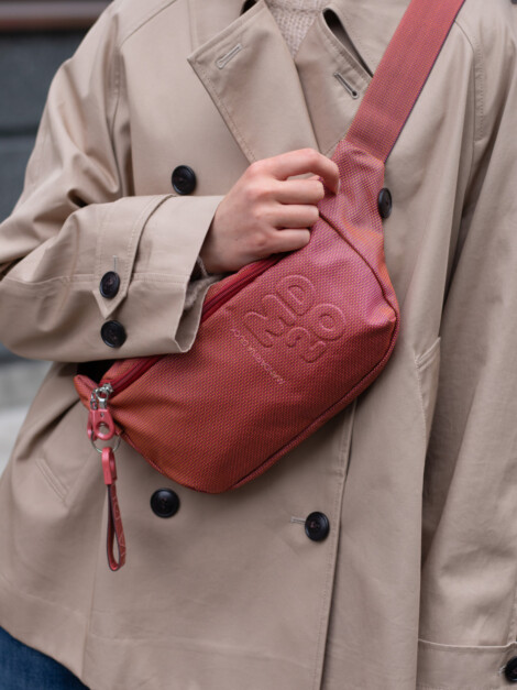 MD20 BUMBAG PECAN NUT