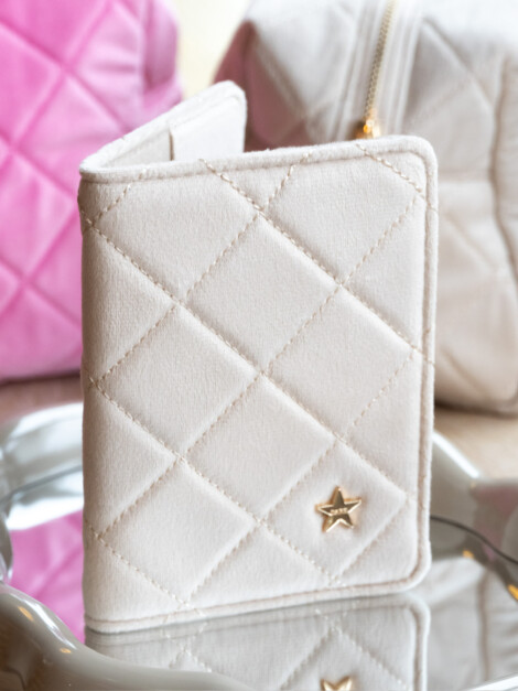 VELVET QUILTED PASSPORT COVER SAND