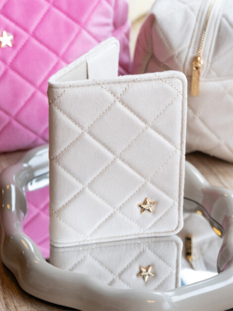 VELVET QUILTED PASSPORT COVER SAND
