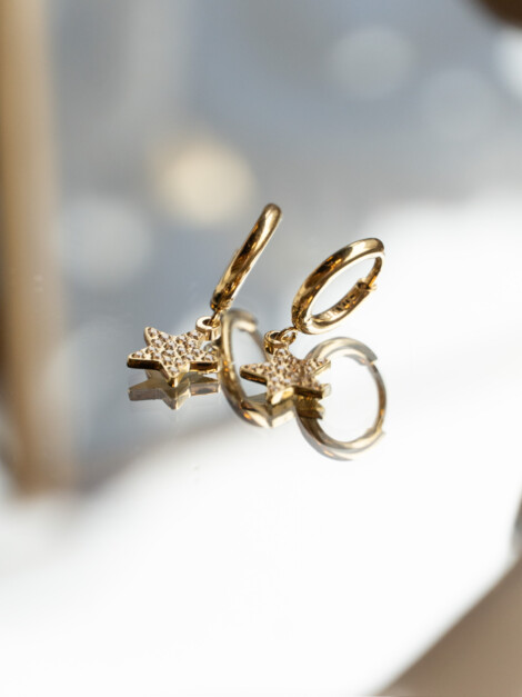 STAR HOOP GOLD W/CRYSTALS