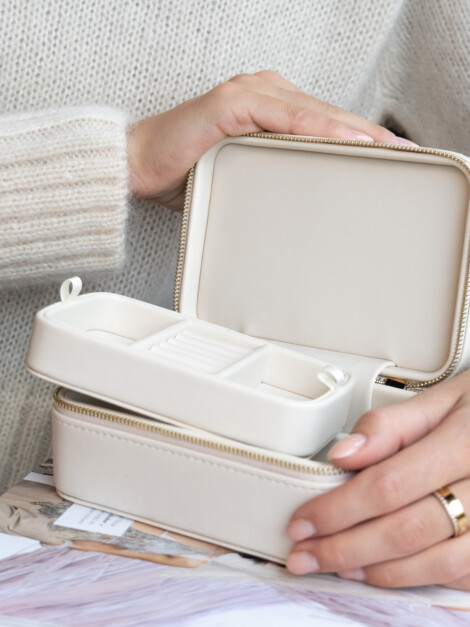 LEATHER JEWELLERY BOX SAND