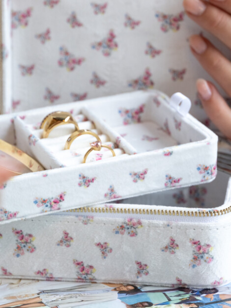 VELVET JEWELLERY BOX OFF WHITE BUTTERFLY PATTERN