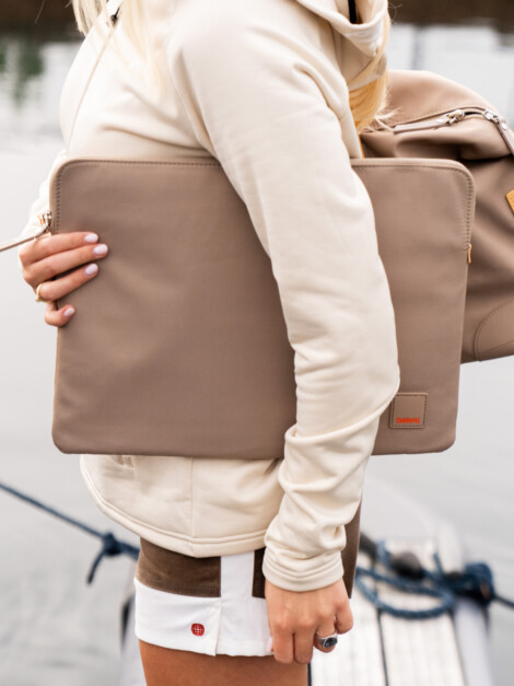 SWIMS LAPTOP SLEEVE 15 KHAKI BEIGE