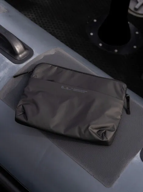 RAMVERK LAPTOP SLEEVE 14" BLACK OUT