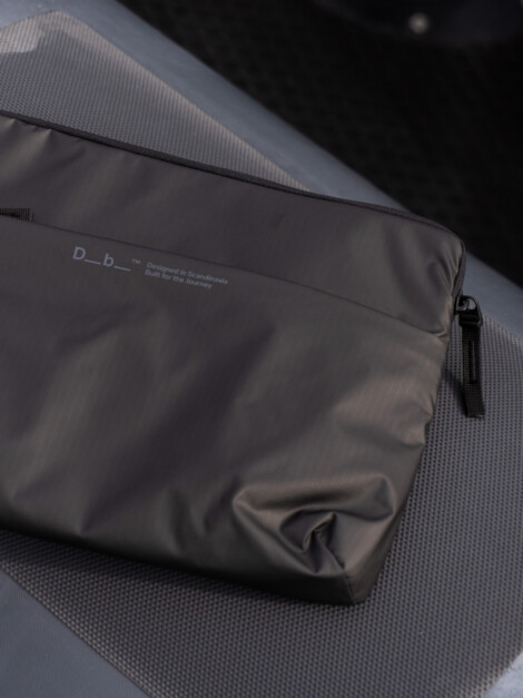 RAMVERK LAPTOP SLEEVE 14&quot; BLACK OUT