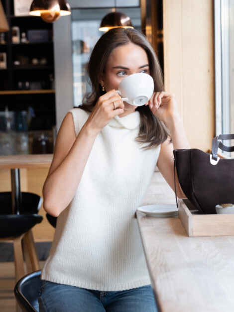ODELIA KNIT TOP OFF WHITE