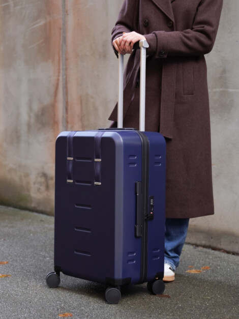 Ramverk Check-in Luggage Medium Blue Hour
