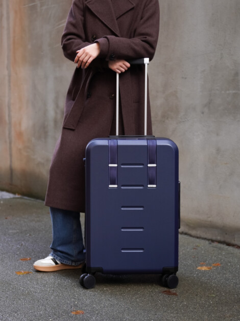 Ramverk Check-in Luggage Medium Blue Hour