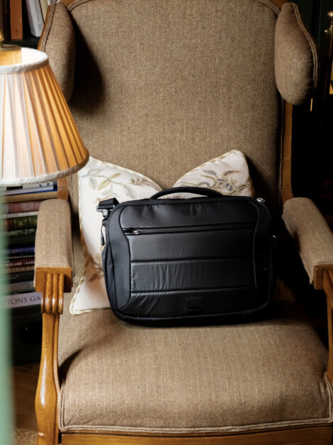OZONE BRIEF BAG BLACK