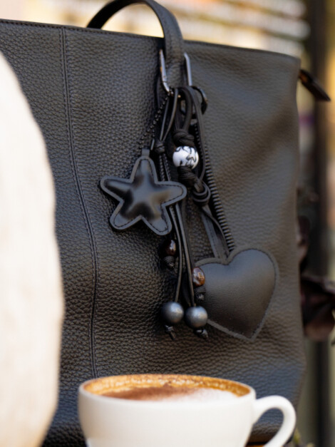 BOULE DISCO HEART CHARM BLACK