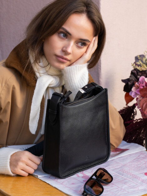 CORMORANO SHOULDER BAG GUNVOR BLACK