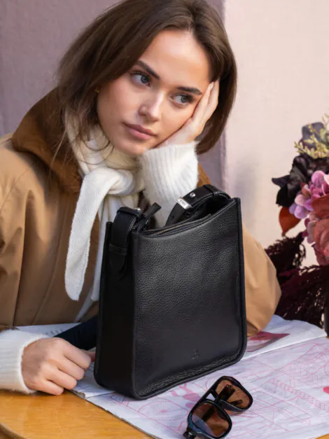 CORMORANO SHOULDER BAG GUNVOR BLACK