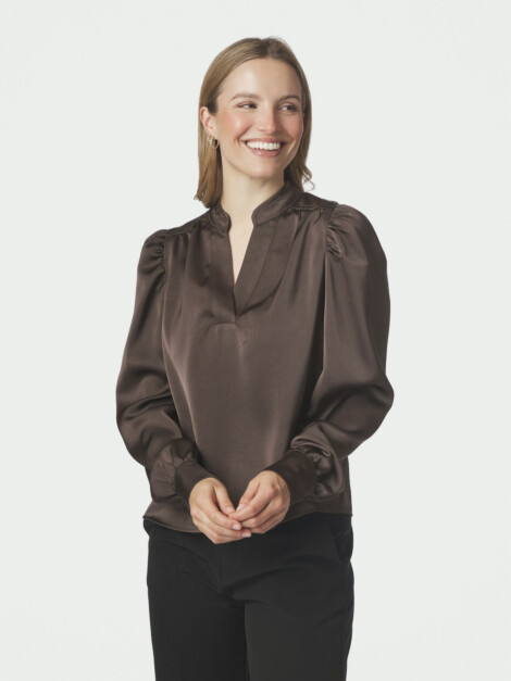 ROSSLYN HEAVY SATEEN BLOUSE DARK BROWN