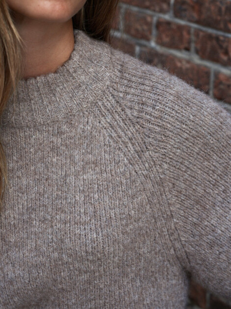BANDI FLUFFY KNIT BLOUSE BEIGE MELANGE