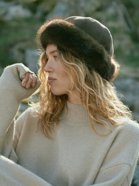 NAPPI FAUX FUR HAT BROWN