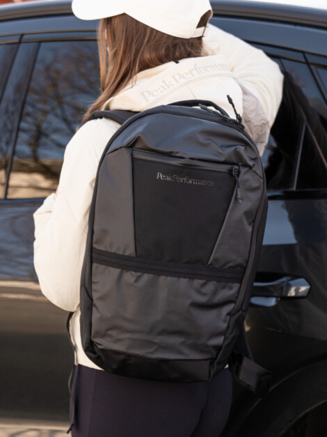 COMMUTER BACKPACK BLACK