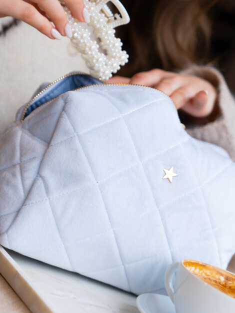 VELVET SQUARE QUILTED MAKE-UP POUCH LARGE COOL BABY BLUE