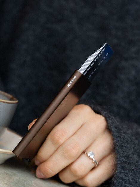Cardprotector BROWN