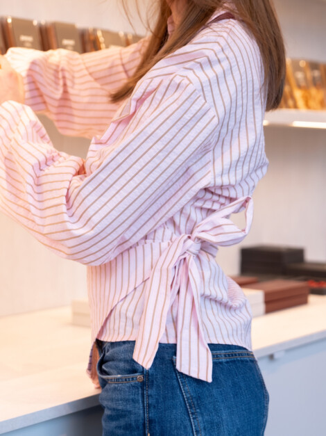 TIFUNA STRIPE WRAP SHIRT LIGHT PINK