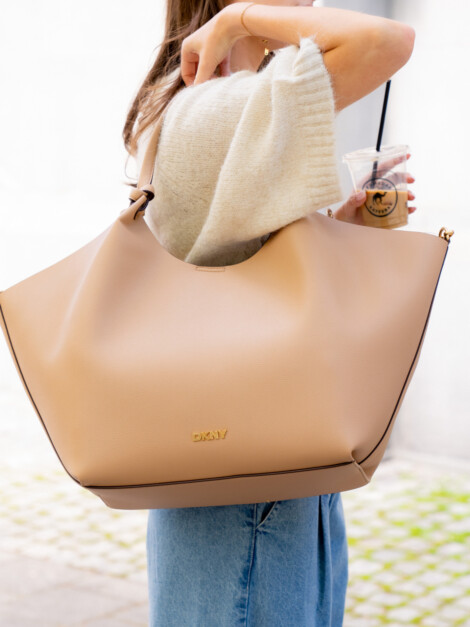 DKNY PAULA LG TOTE CAPPUCINO