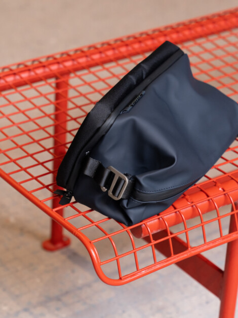 OTARU WASH BAG W3 NAVY