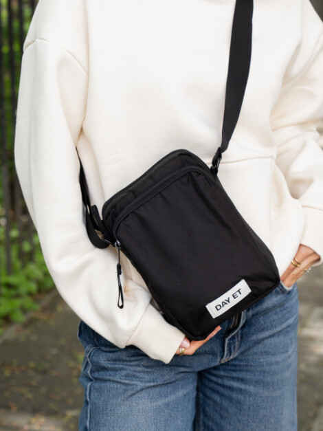 DAY GWENETH RE-S COMPACT LARGE BLACK