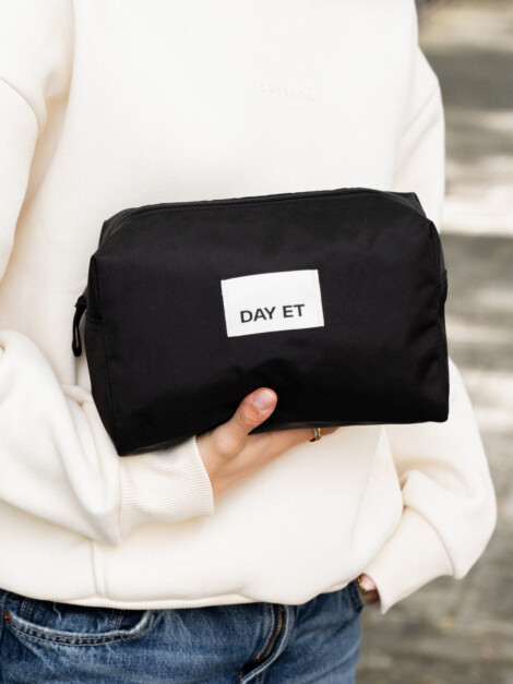 DAY GWENETH RE-S WASHBAG S BLACK