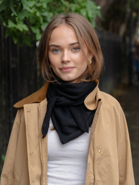 MISTY MEDIUM SCARF BLACK