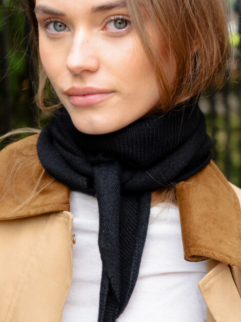 MISTY KNIT SCARF BLACK