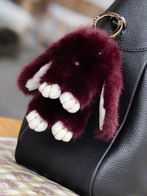BUNNY BAG CHARM MAROON