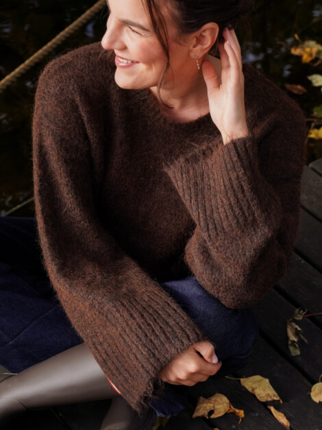 LIMITED EDITION NELLA FLUFFY KNIT MOCCA