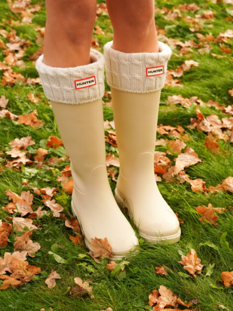6 STITCH CABLE TALL BOOT SOCK HUNTER WHITE