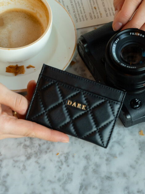 LEATHER QUILTED CARDHOLDER BLACK