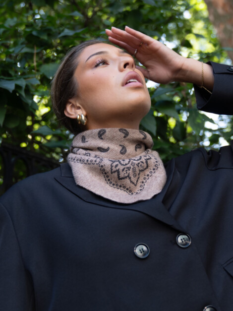 ADELINA PAISLEY KNIT SCARF BEIGE MELANGE