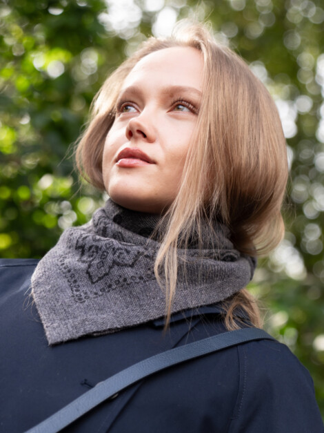 ADELINA PAISLEY KNIT SCARF ANTRACIT MELANGE