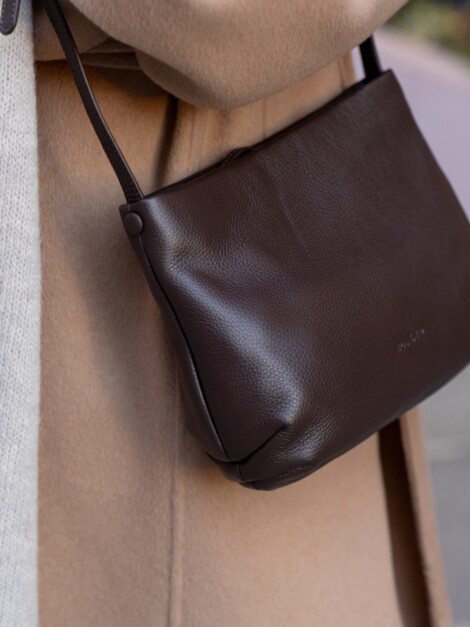EMMA DARK BROWN