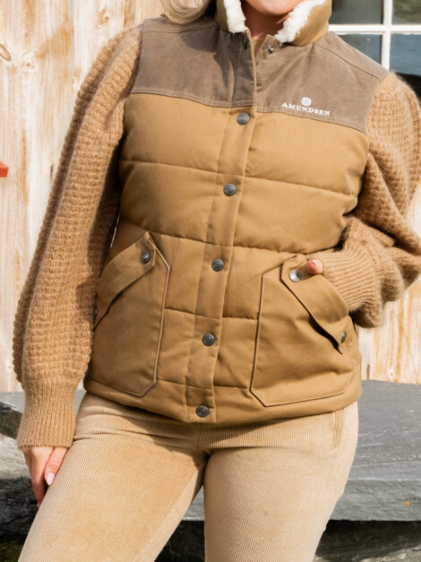 HUNTRESS VEST BARLEY