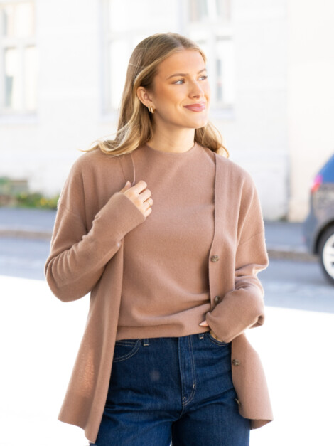 SOFT WOOL HIP RELAXED CARDIGAN BROWNIE