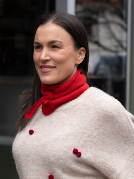 MISTY KNIT SCARF RED