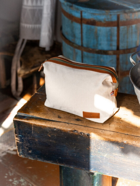 CANVAS WASH BAG NATURAL