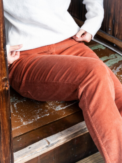 FJORDCORD SLACKS 16 WALE TERRA RED