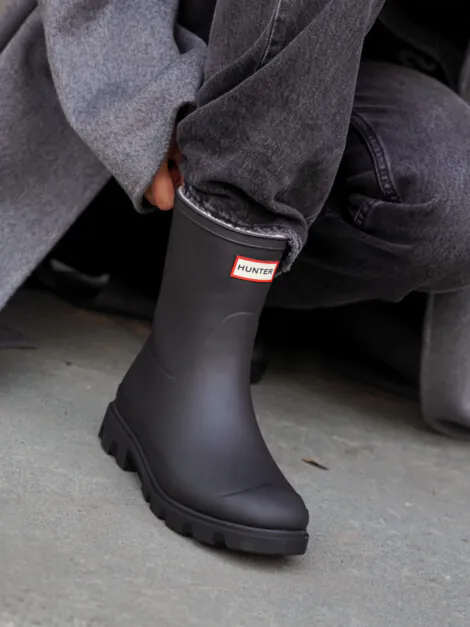 HUNTER DOWNPOUR SHORT INSULATED BOOT BLACK