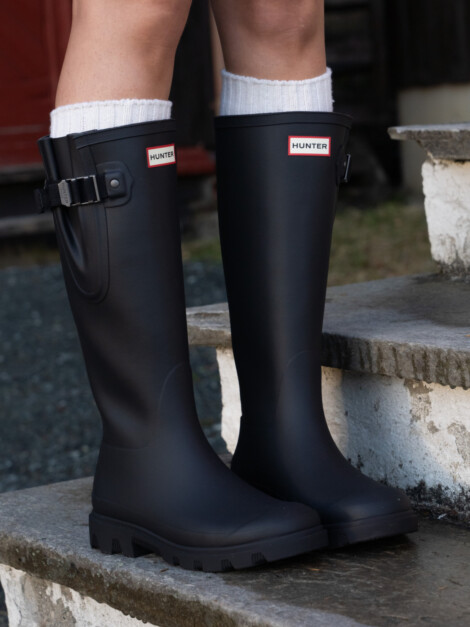 HUNTER DOWNPOUR ADJUSTABLE BOOT TALL BLACK