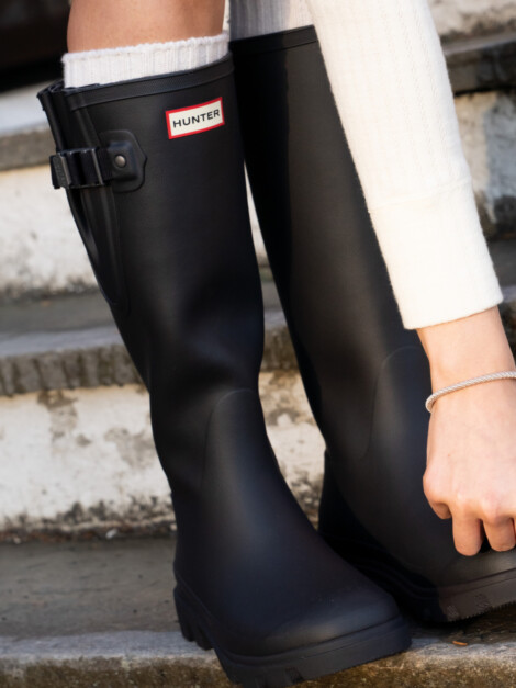 HUNTER DOWNPOUR ADJUSTABLE BOOT TALL BLACK