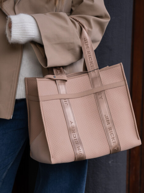 CALI TOTE NEOPRENE SAHARA