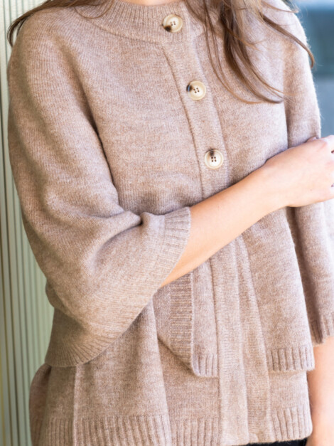 JOSEI DOUBLE KNIT CAPE BEIGE MELANGE