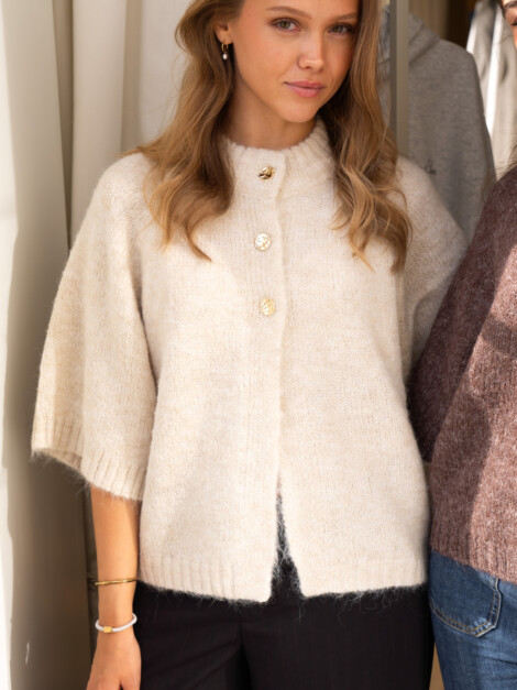 BENUTA FLUFFY KNIT CARDIGAN OFF WHITE